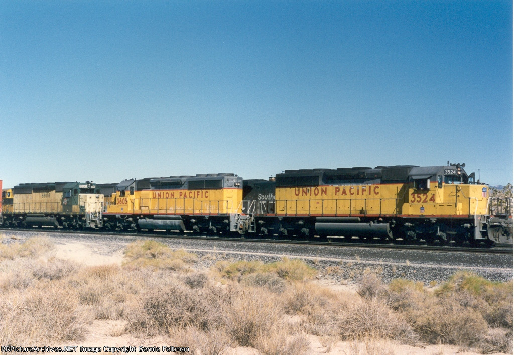 Union Pacific SD40-2 #3524 (with SD40-2's UP #3605 and C&NW 6808)